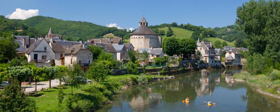 Sainte-Eulalie d'Olt, Aveyron © T. Lambelin-FAHPA