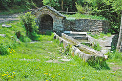 Circuit des fontaines voûtées des Causses à l'Aubrac, Aveyron