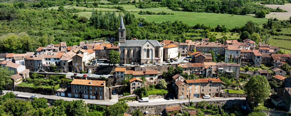 Village de Saint-Félix-de-Sorgues en Aveyron