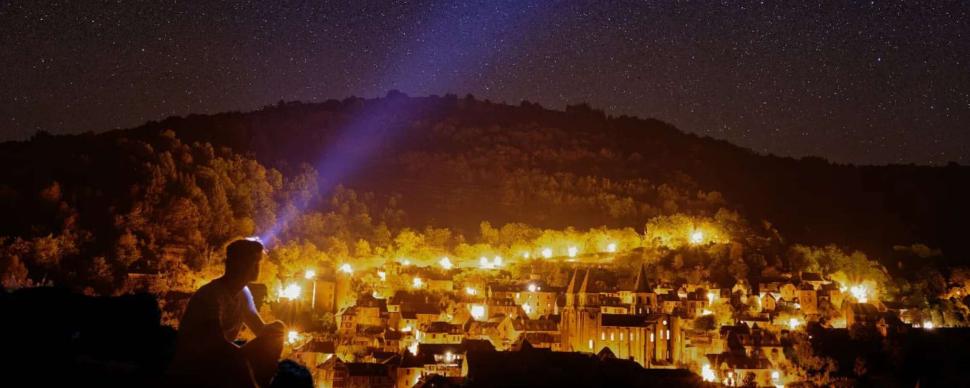 Conques la nuit, Concours photo des Plus Beaux Villages de France ©M. Sedigh - Aveyron Attractivité Tourisme