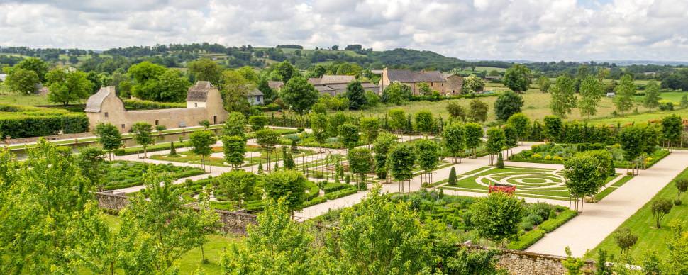 Jardin du château de Bournazel Aveyron ©M. Girardon Tourisme Aveyron