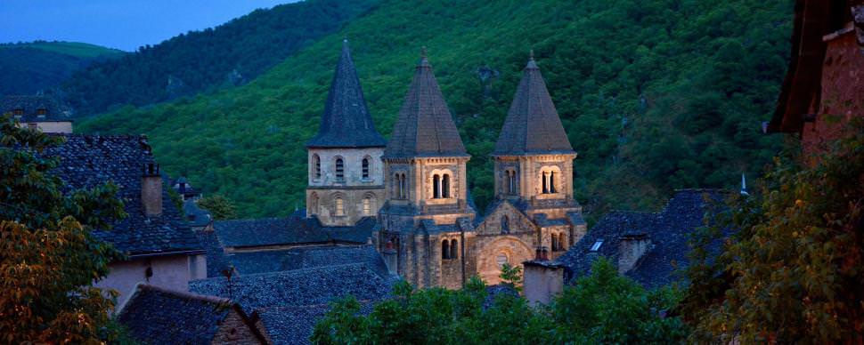 Conques de nuit ©A.Causse -OT Conques Marcillac