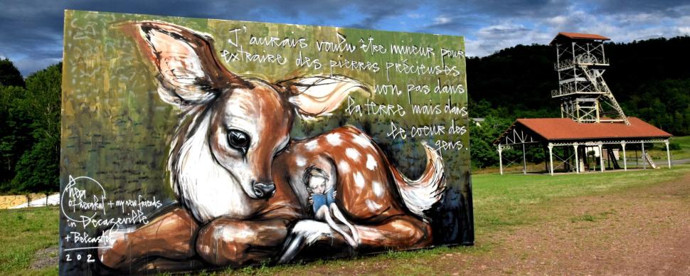 Le faon et l'enfant de Héra of Hérakut ©J. Born - Decazeville Communauté