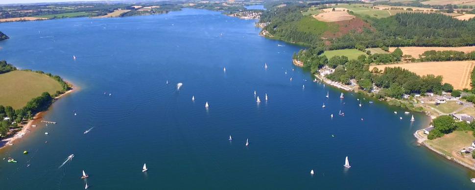 Voile sur le lac de Pareloup © Gilles GUillot