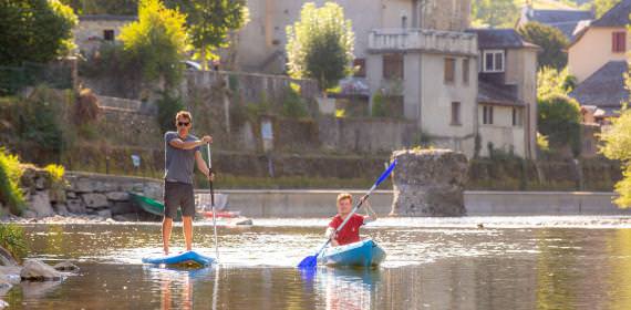Canoê et paddle - Sainte-Eulalie-d'Olt © B. Colomb - Lozère Sauvage - Aveyron Attracivité Tourisme