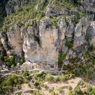 Cirque de Saint-Marcellin, village troglodytique des gorges du Tarn-Benoit COLOMB - PACT GDT - CRTL Occitanie