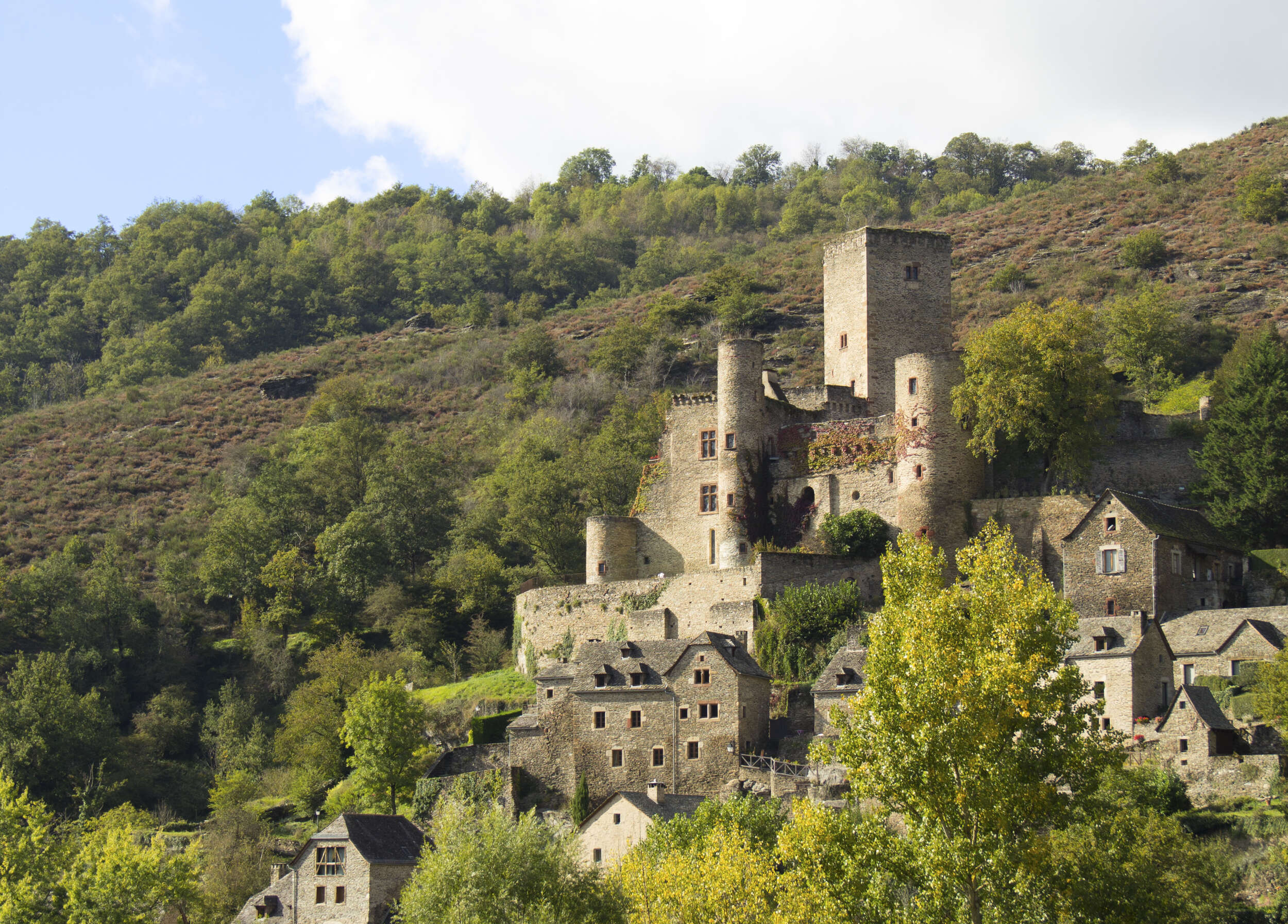 Le château de Belcastel ©M. Hennessy - Tourisme Aveyron