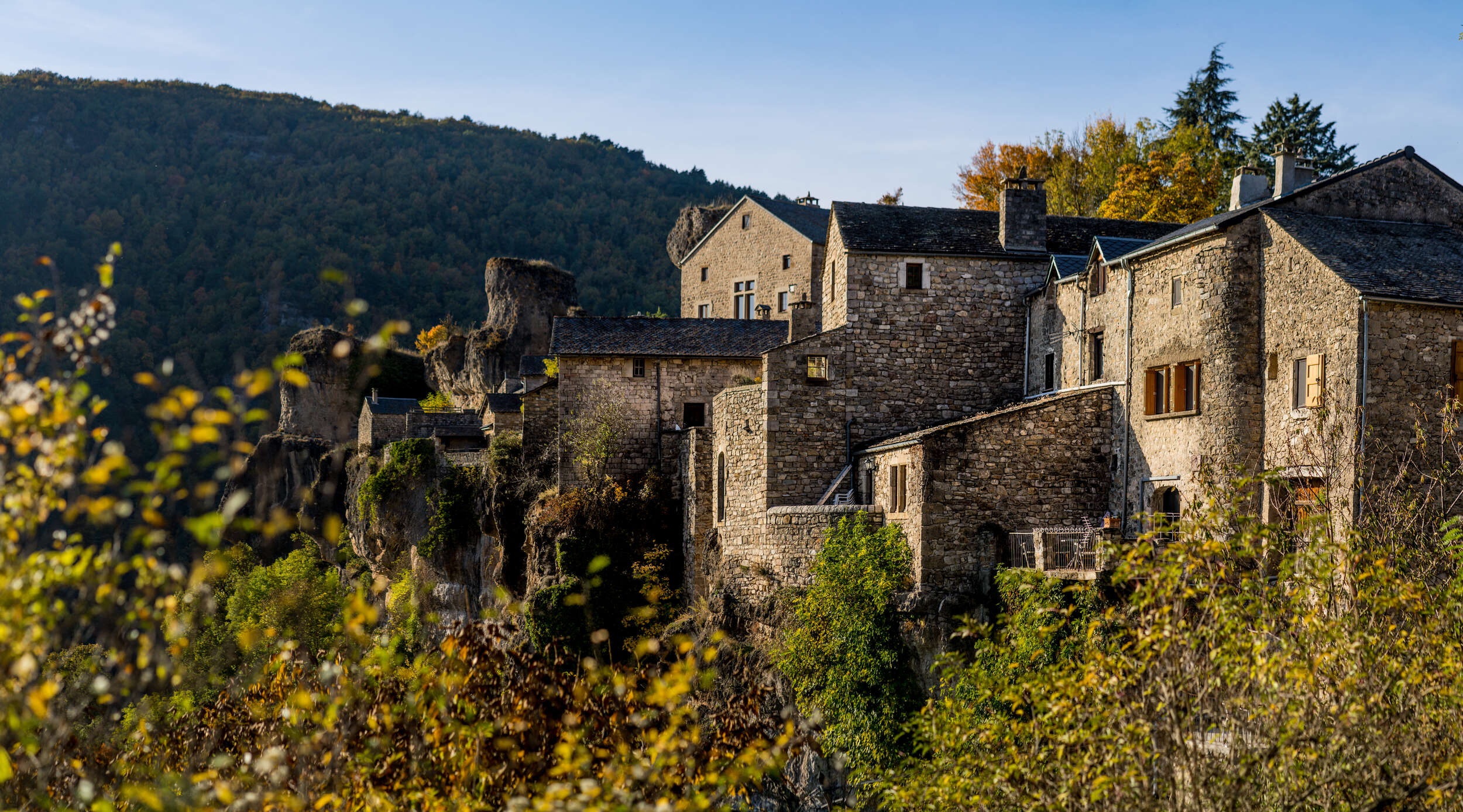 Cantobre dans les Gorges de la Dourbie ©G. Alric - Tourisme Aveyron