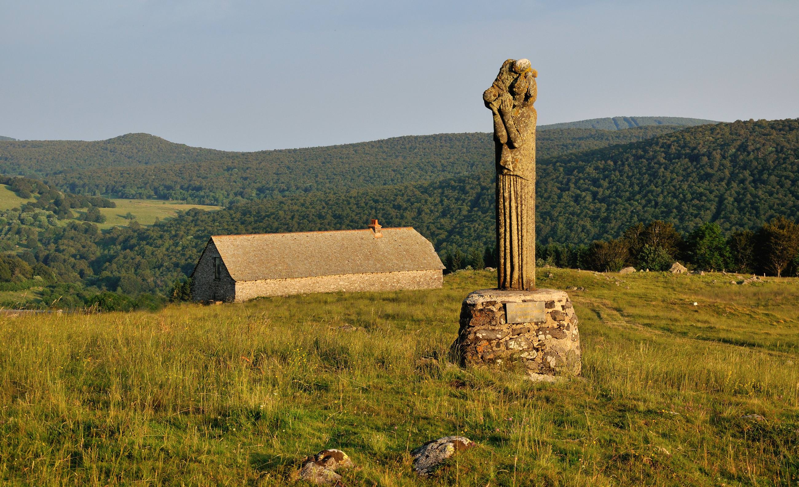 Buron près du village de l'Aubrac © A. Meravilles - OT Aubrac-Laguiole-Carladez-Viadene