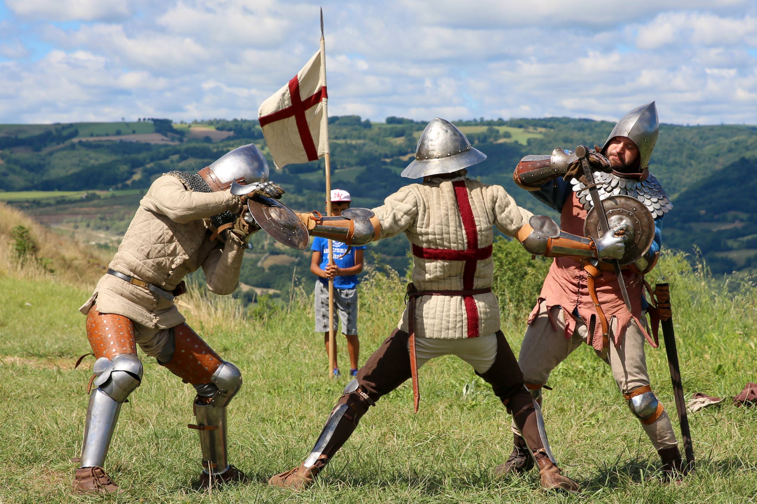 Bataille de Chevaliers ©Nicomphoto - Chateau de Calmont d'Olt.