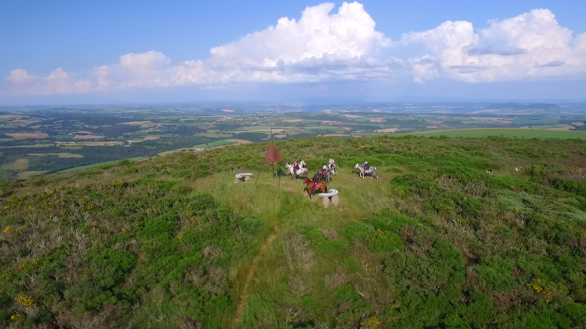 Pic Monseigne - Pareloup @Gilles Guillot clip Clap Prod